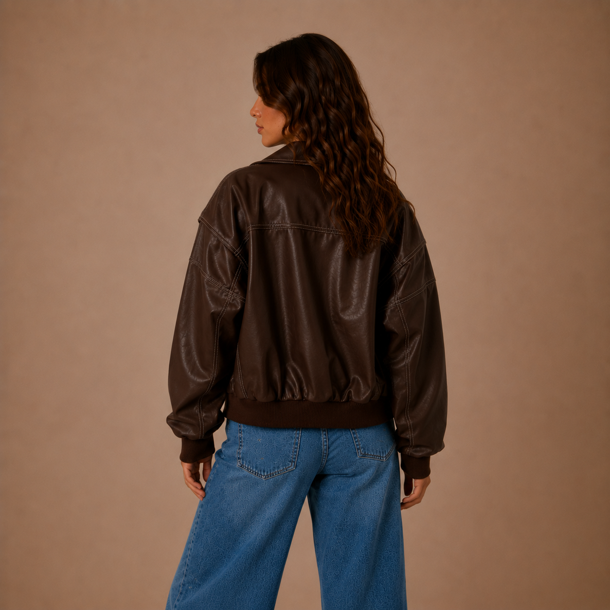 Oversized Retro Leder-Bomberjacke mit Kontrastnähten